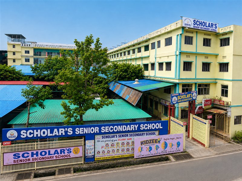 Temporary gallery image showing the school building; replace with an approved Campus photograph